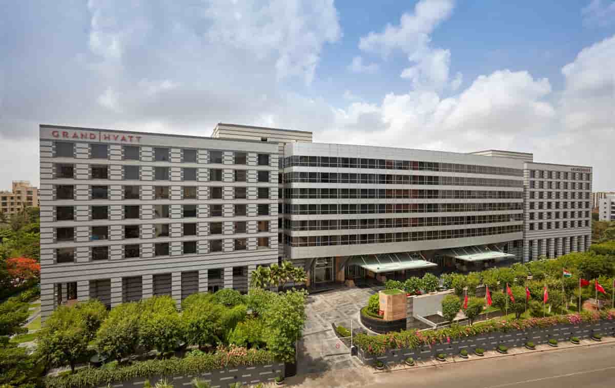 grand-hyatt-full-body-massage-mumbai